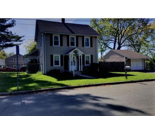 52 Sabin St, Springfield, MA 01151 exterior