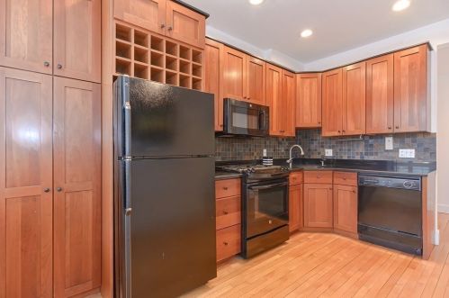 9 Corey Rd, Brookline, MA 02445 exterior
