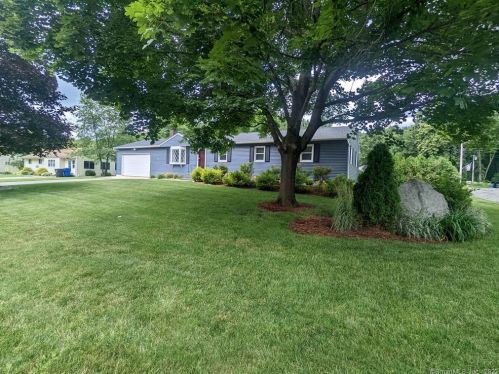 148 Scantic Meadow Rd, Wapping, CT 06074 exterior