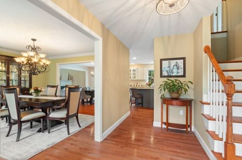 15 Olde Carriage Ln, Douglas, MA 01516 exterior