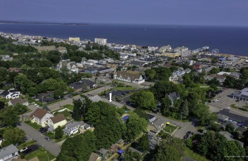 6 A St, Old Orchard Beach, ME 04064 exterior