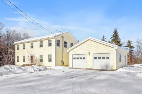 289 Stockbridge Corner Rd, Alton, NH 03809 exterior