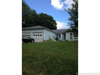 79 Genest St, Meriden, CT 06450 exterior