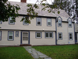 1672 Beacon St, Newton, MA 02468 exterior