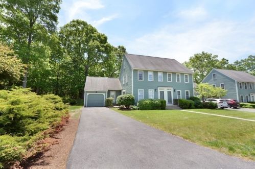 29 Brookdale Cir, Shrewsbury, MA 01545 exterior