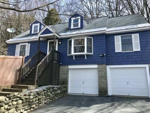 61 Elmwood St, Auburn, MA 01501 exterior