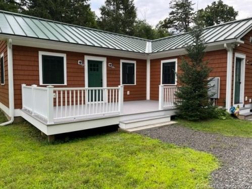 113 Lighthouse Rd, Woodbury, CT 06798 exterior