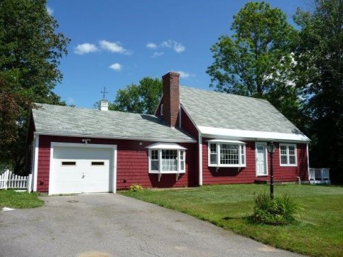 7 Calef Hill Rd, Tilton, NH 03276 exterior