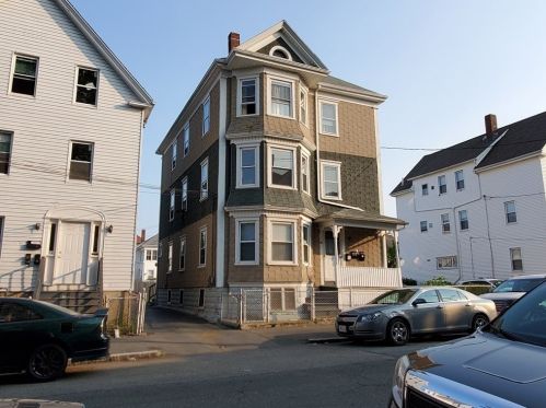 88 Mosher St, New Bedford, MA 02744 exterior