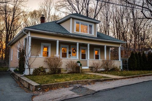 30 Hebert St, Coventry, RI 02816 exterior
