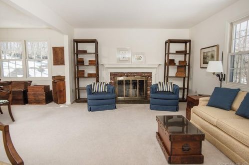 114 Seth Low Mountain Rd, Ridgefield, CT 06877 exterior