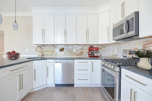 69 Falcon St, Boston, MA 02128 exterior