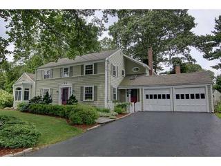 6 Vincent Paul Dr, Barrington, RI 02806 exterior