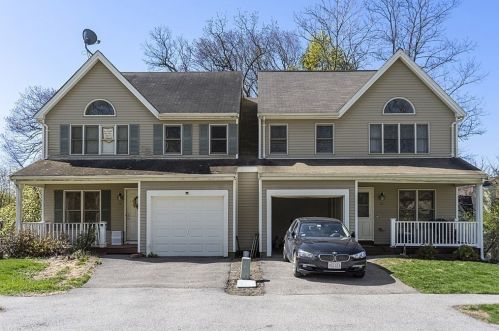 14 Midgley Ln, Worcester, MA 01604 exterior