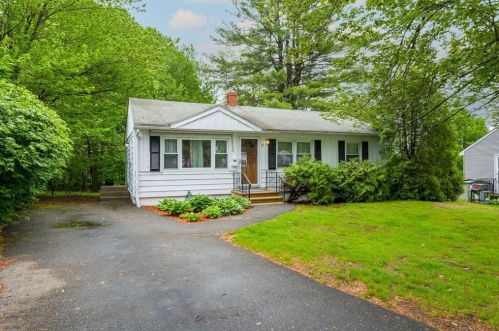14 Wedgewood Rd, Worcester, MA 01602 exterior