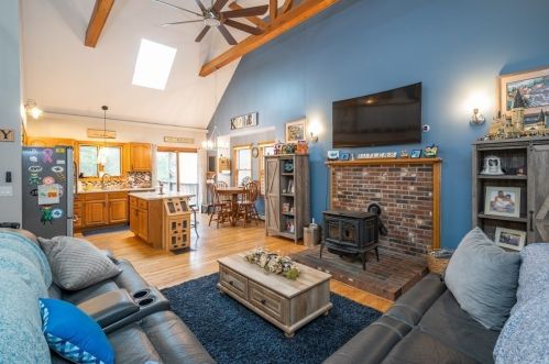 168 Wales Rd, Monson, MA 01057 exterior