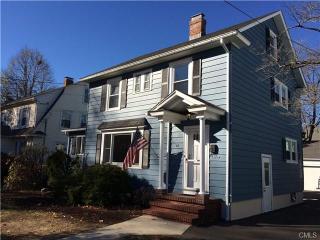 68 Pierce Ave, Bridgeport, CT 06604 exterior