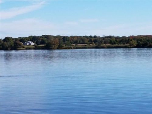 87 Arnolda Rd, Charlestown, RI 02813 exterior