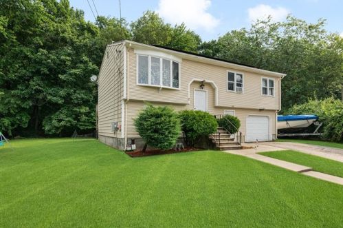 2 Century Cir, North Providence, RI 02911 exterior
