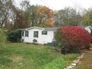 147 Bender Rd, Exeter, CT 06249 exterior
