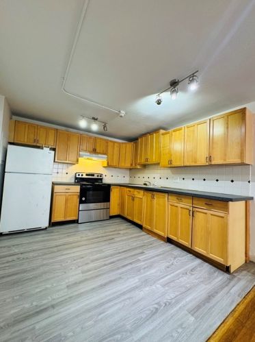 70 Jamaicaway, Roxbury-Xing, MA 02130 exterior