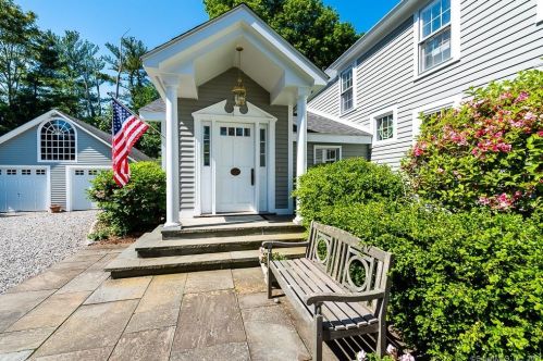 6 Beckwith Ln, Lyme, CT 06371 exterior