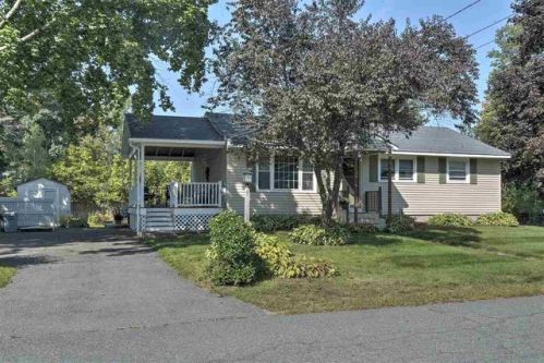 4 Apache Ave, Hinsdale, NH 03451 exterior