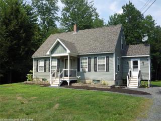 21 Oakwood Dr, Belgrade, ME 04917 exterior