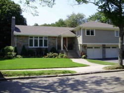 168 Cynthia Rd, Newton, MA 02459 exterior