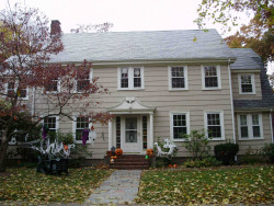 28 Morse Rd, Newton, MA 02460 exterior