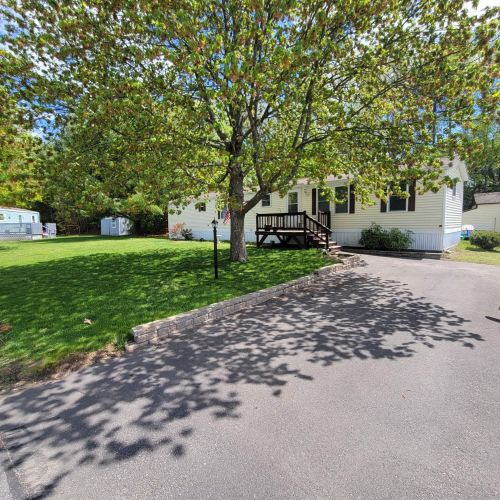 11 Stoneledge Rd, North Hampton, NH 03862 exterior