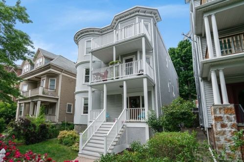 762 Columbia Rd, Boston, MA 02125 exterior