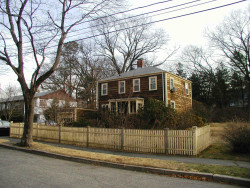 130 Winslow Rd, Newton, MA 02468 exterior