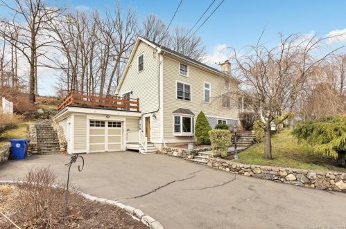 19 Cornwall Rd, Norwalk, CT 06850 exterior