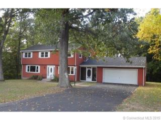 7 Bear Ridge Dr, Bloomfield, CT 06002 exterior