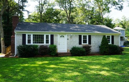 20 Timberlane Dr, Mashpee, MA 02649 exterior
