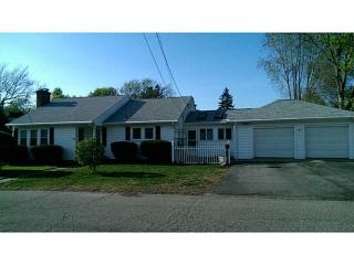 52 Sprague Ave, East Providence, RI 02915 exterior