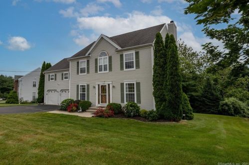 5 General Wooster Rd, Derby, CT 06418 exterior