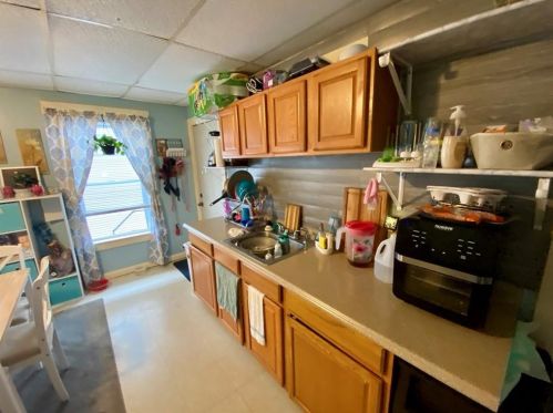 7 Ward St, Woonsocket, RI 02895 exterior