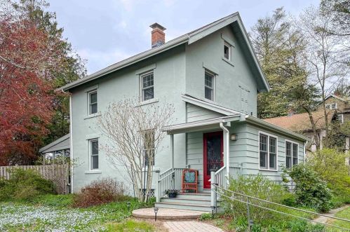 1 Ravine Ave, Middletown, CT 06457 exterior