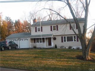 10 Quaker Ridge Rd, Bethel, CT 06801 exterior