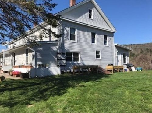 1172 Huntington Rd, Russell, MA 01071 exterior