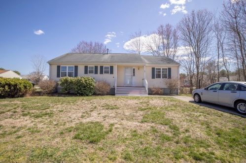 60 Crystal Water Dr, East-Bridgewater, MA 02333 exterior