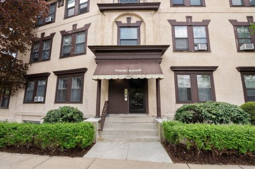 1730 Commonwealth Ave, Roxbury-Xing, MA 02215 exterior