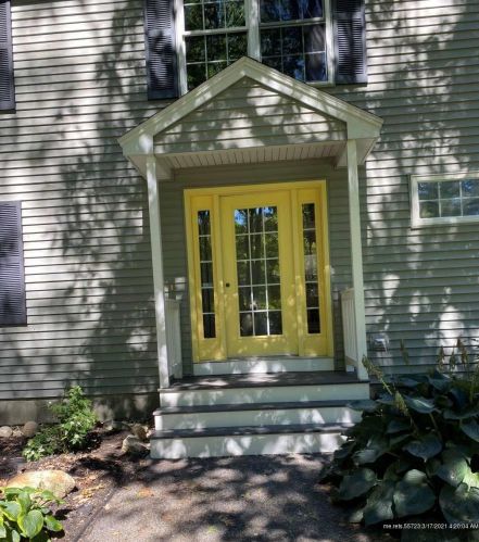38 Morey Ave, Mechanic-Falls, ME 04256 exterior