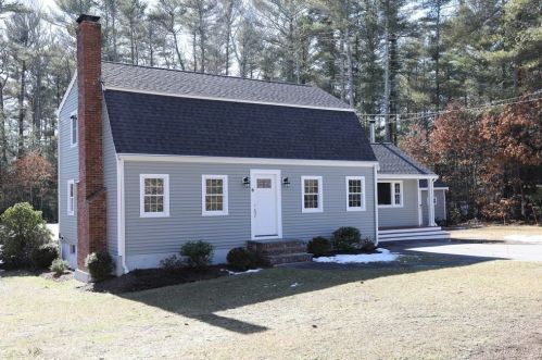 6 Surrey Ln, Kingston, MA 02364 exterior