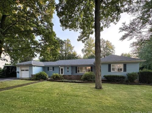 49 White Ave, Waterbury, CT 06762 exterior