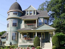 361 Albemarle Rd, Newton, MA 02460 exterior