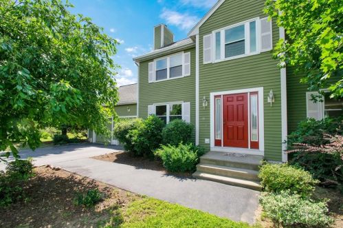 15 Mallard Cir, Shrewsbury, MA 01545 exterior