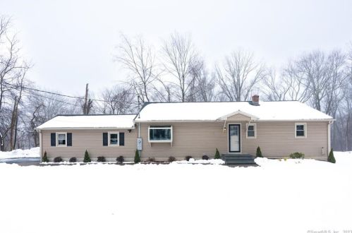 1025 Wolcott Rd, Waterbury, CT 06716 exterior